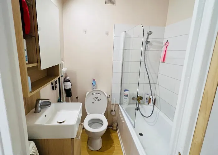 La Fabrica Deu Rei Enric Apartment Pau