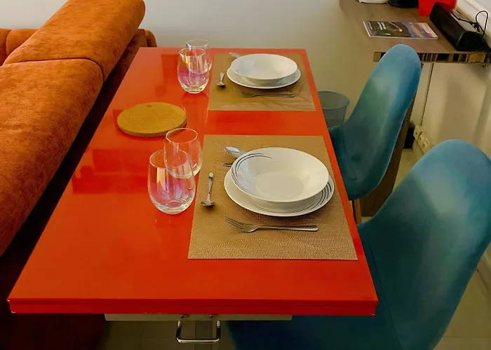 La Fabrica Deu Rei Enric * Pau